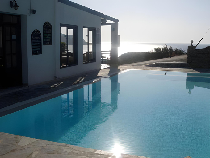 Swimming pool 4, Studios Nina, South Aegean