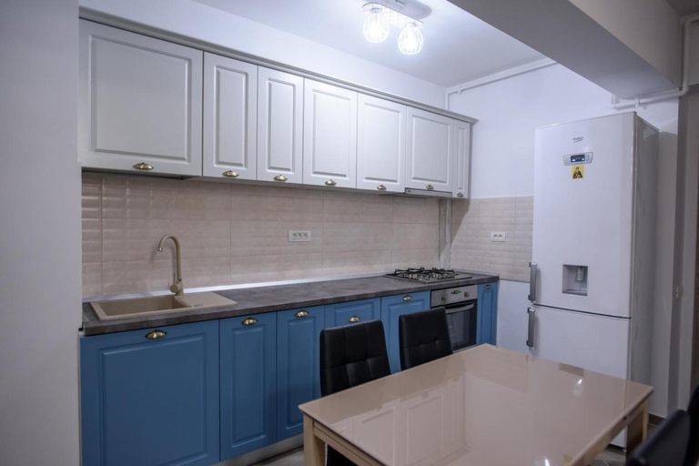 Others 4, Sophia 2 & Moonlight Apartaments, Constanta