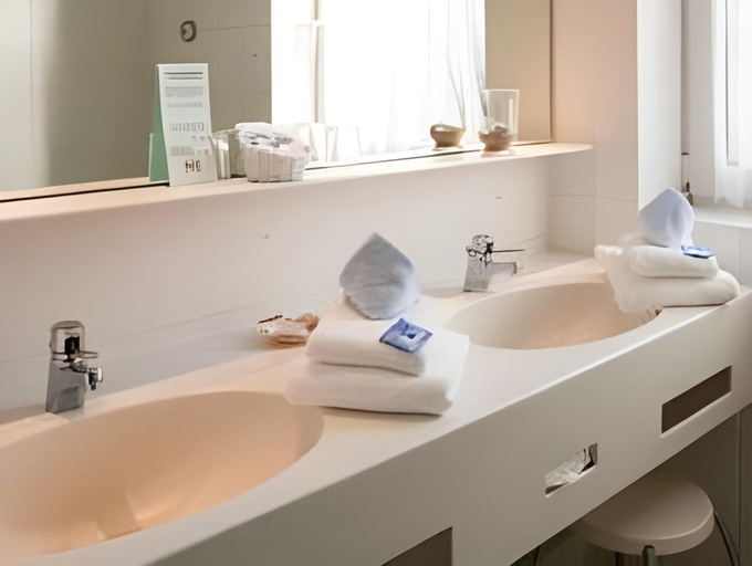 Bathroom 4, Seeblick Genuss und Spa Resort Amrum, Nordfriesland