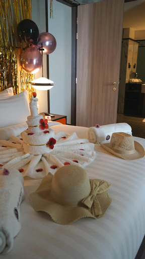 Bedroom 18