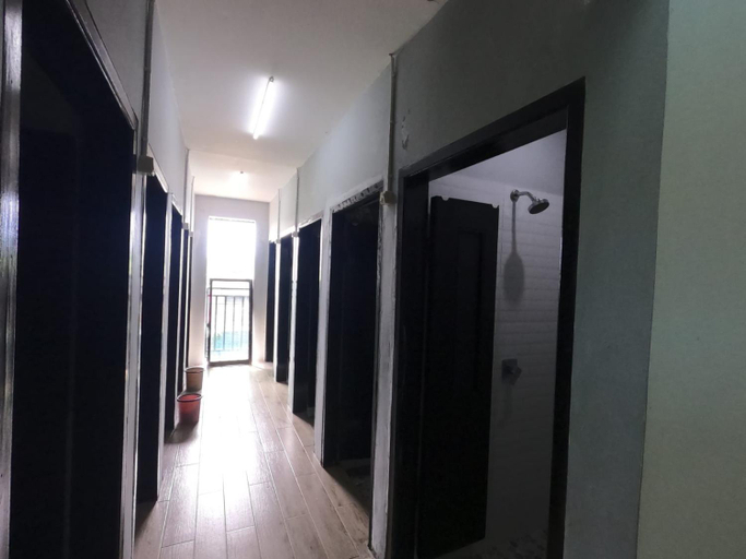 Others 2, Innbox Hostel, Sorong