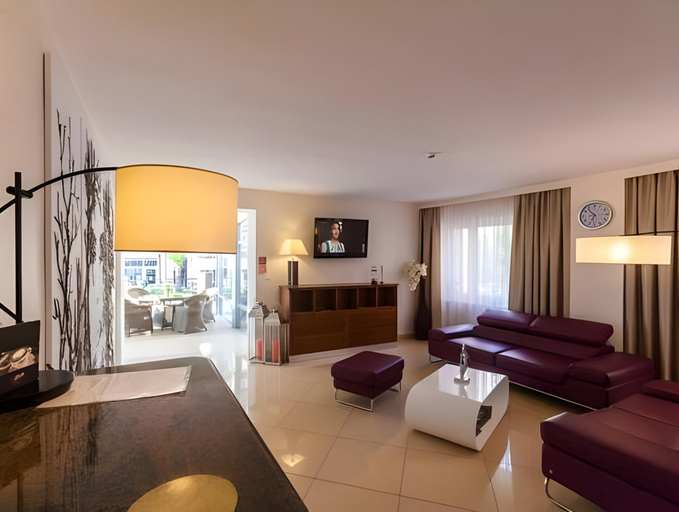 Others 3, Hotel Ratuszowy, Chojnice