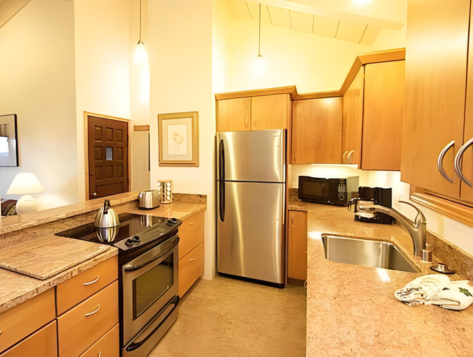 Interior view 3, Timber Ridge Resort by 101 Great Escapes, Mono