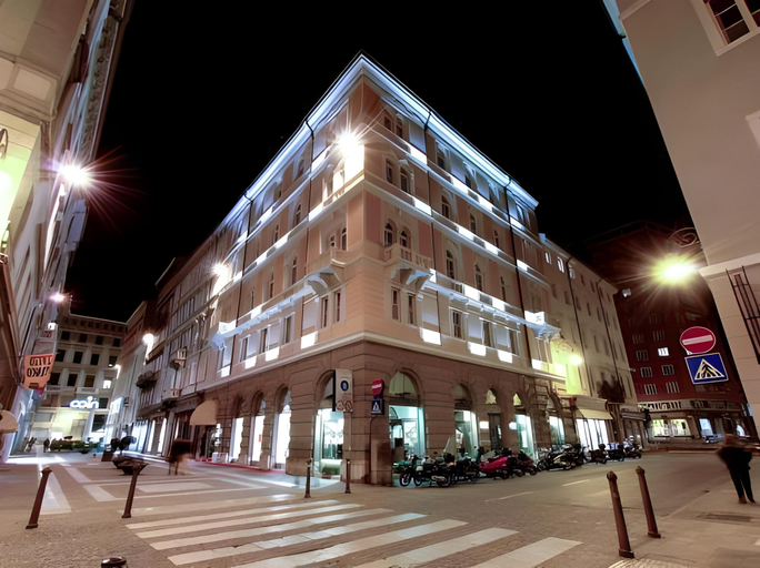 Exterior & Views 2, Hotel Continentale, Trieste