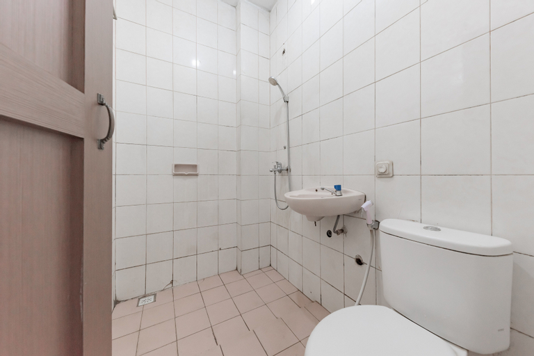 Bathroom 4