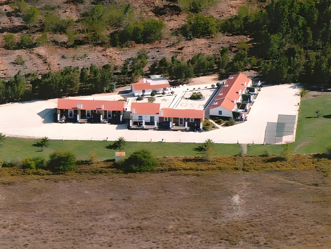 Others 5, Quinta do Sardanito de Tras, Odemira