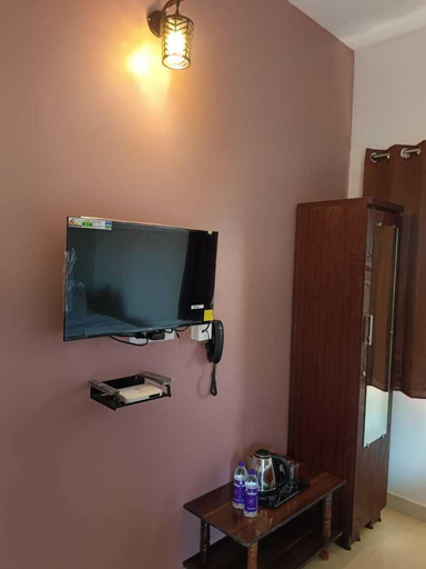 Others 4, Rithu's inn, Vellore
