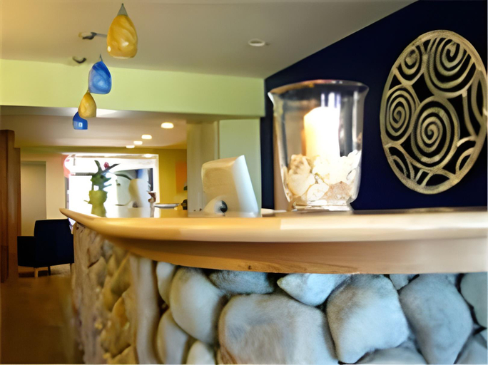 Others 5, Ocean Resort, Comox-Strathcona