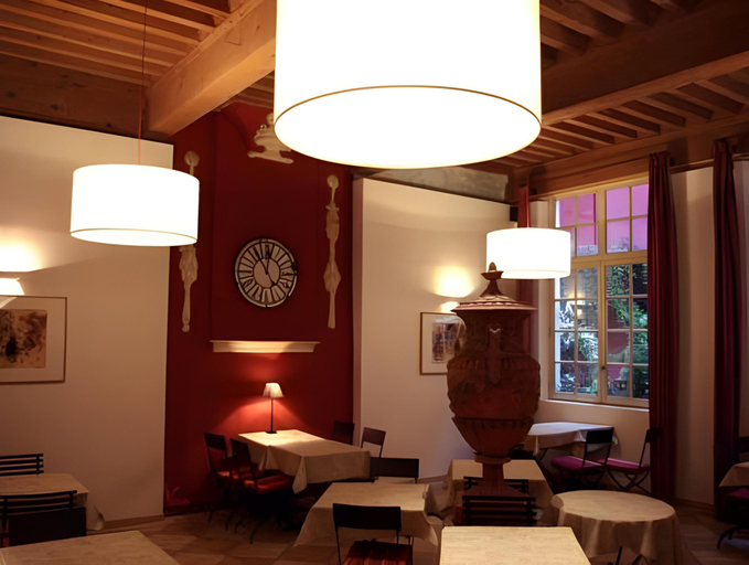 Food & Drinks 2, Hotel Amphitheatre, Bouches-du-Rhône