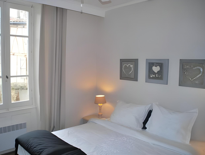 Bedroom, La Maison au Puits, Tarn