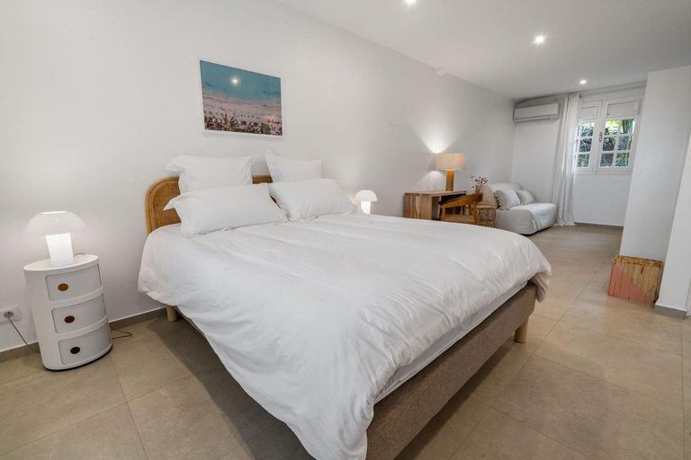 Others 4, Villa Alexina, Le Robert
