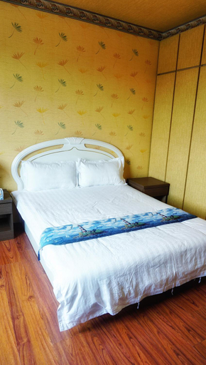 Bedroom 6