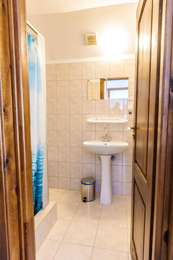 Bathroom 2, Osrodek Wypoczynkowy Tarnica, Lesko
