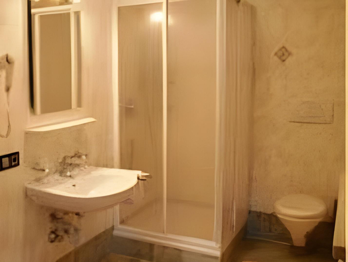 Bathroom 1, Ferienwohnungen Lanserhof, Bolzano