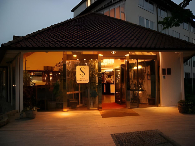 Others 5, Parkhotel Stader Hof, Stade