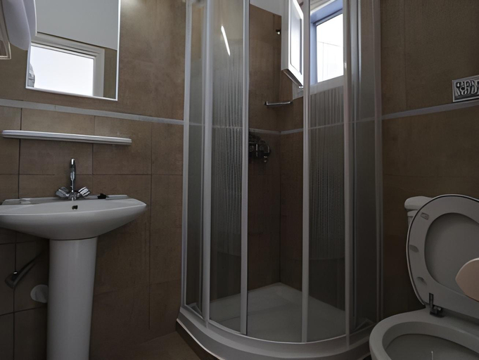 Bathroom 3, Fourtounis Hotel, South Aegean