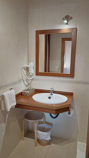 Bathroom 3, Casa Brues, Ourense