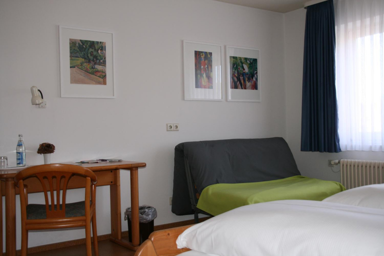 Bedroom 2, Sontheimer Wirtshv§usle, Heidenheim