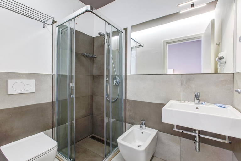 Bathroom 3, Hotel Villa Augustea, Rimini