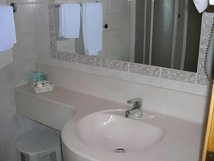Bathroom 3, Hostel San Matteo, Sondrio