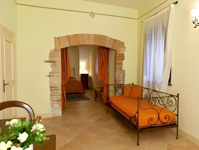 Others 5, Il Borgo del Fattore B&B, Perugia