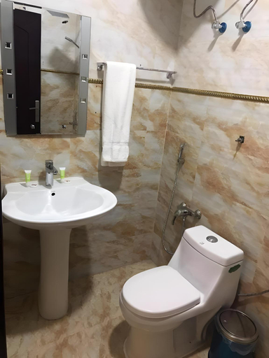 Bathroom, Al Muteb Suites Al Munsiyah, Riyadh