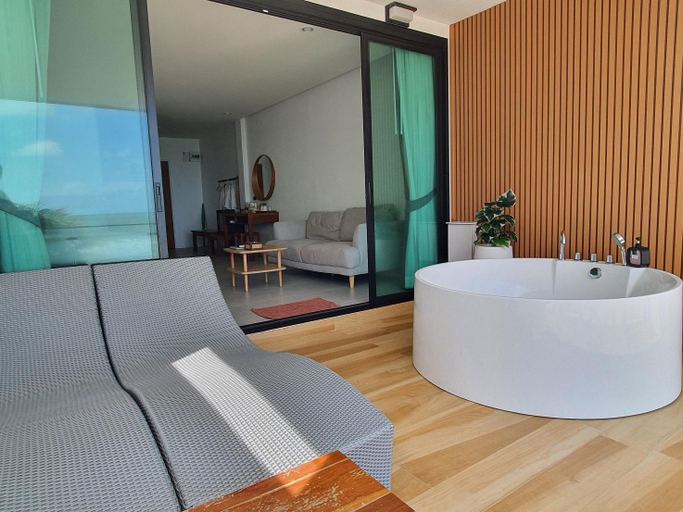 Bathroom 4