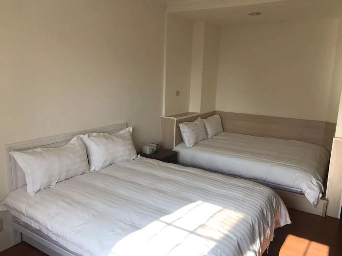 Bedroom 2, red roof home stay, Kinmen