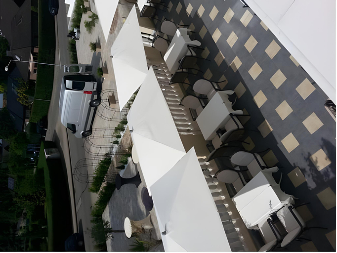 Others 4, Hotel Helena, Harburg