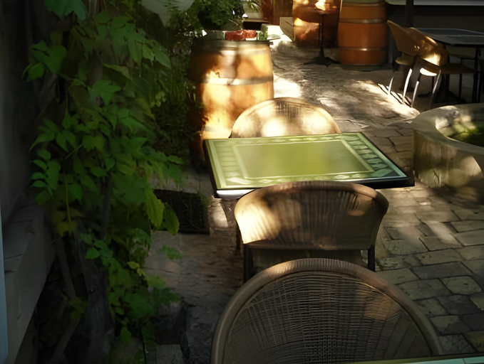 Others 4, Hotel Heritage, Charente