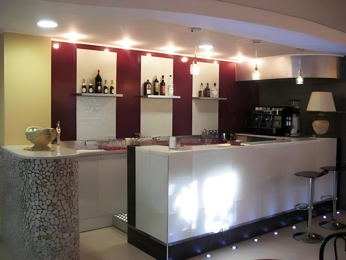 Food & Drinks 5, Hotel Ginevra, Napoli