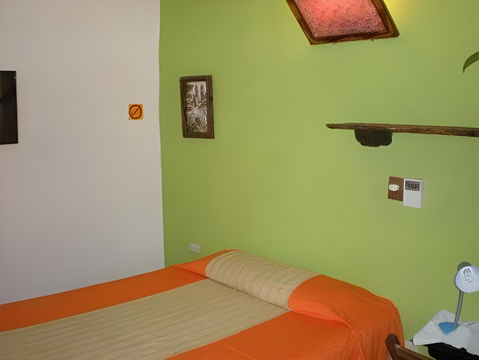 Others 5, Hostel Candelaria, Valladolid