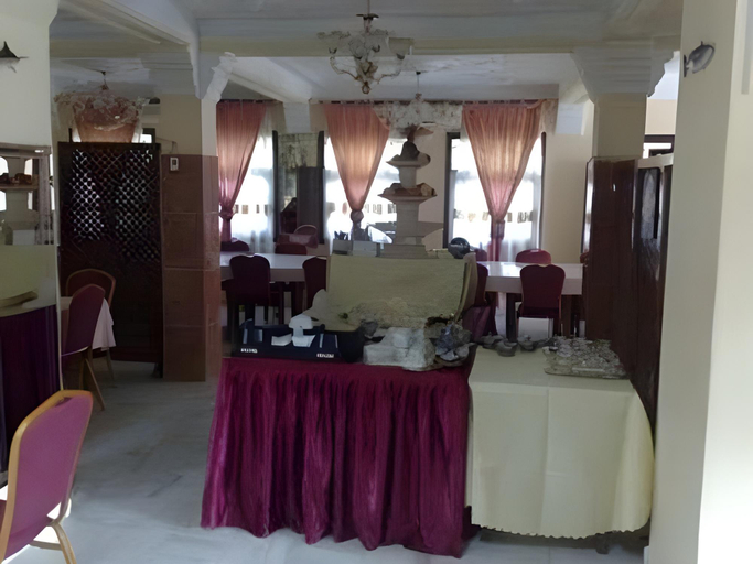 Food & Drinks 4, Dar Tlidjene Hotel, Haraoua