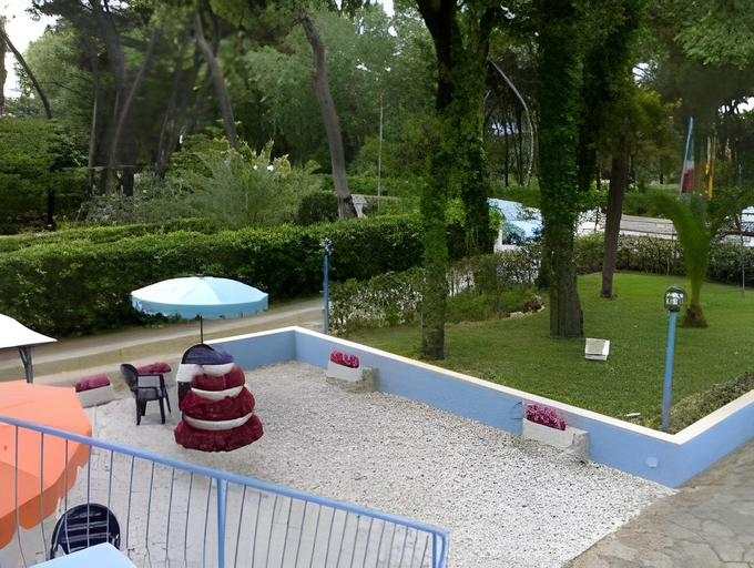 Others 5, Euro Hotel, Pisa