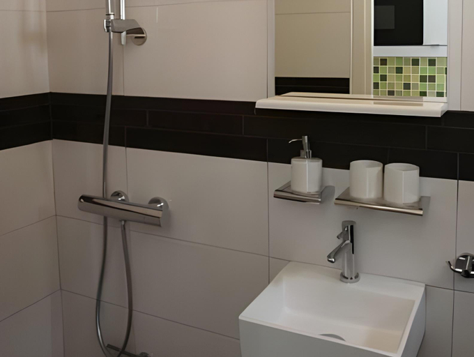Bathroom 2, Olive Bed and Breakfast, Amsterdam
