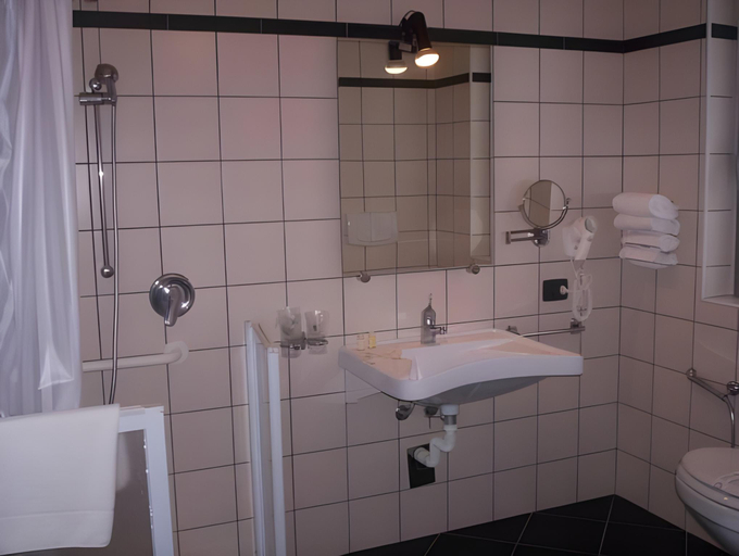 Bathroom 4, Albavillage Rooms & Camping, Cuneo