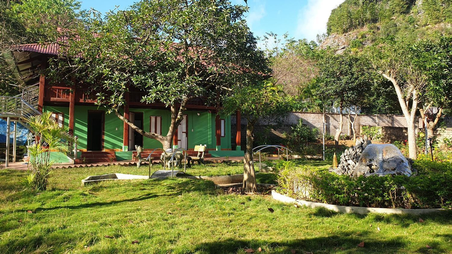 Exterior 2