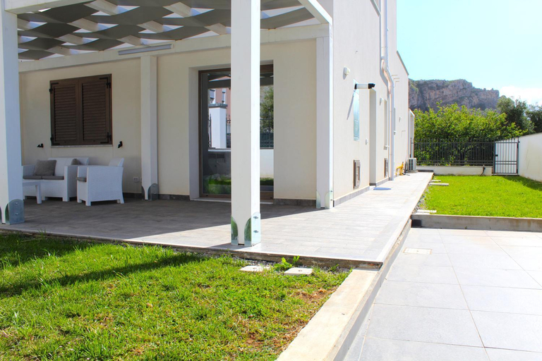 Facilities 3, Suite Capaci, Palermo