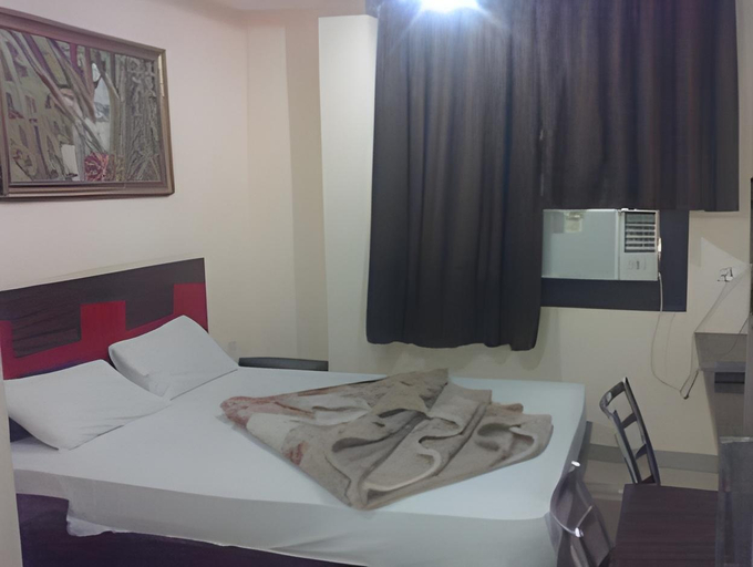 Others 4, Hotel V V Inn, Delhi
