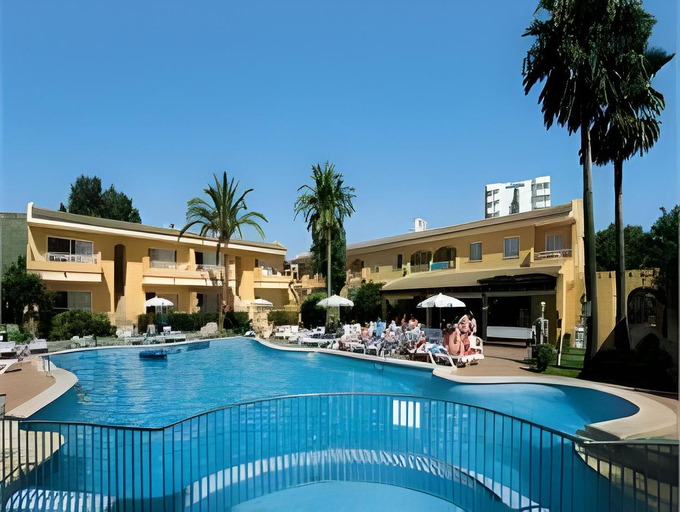Swimming pool 4, Apartamentos Solecito, Baleares