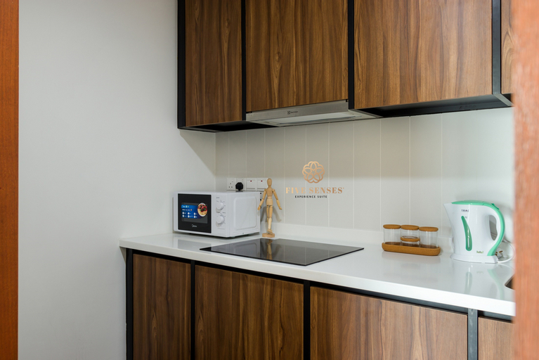 Dining Room 6