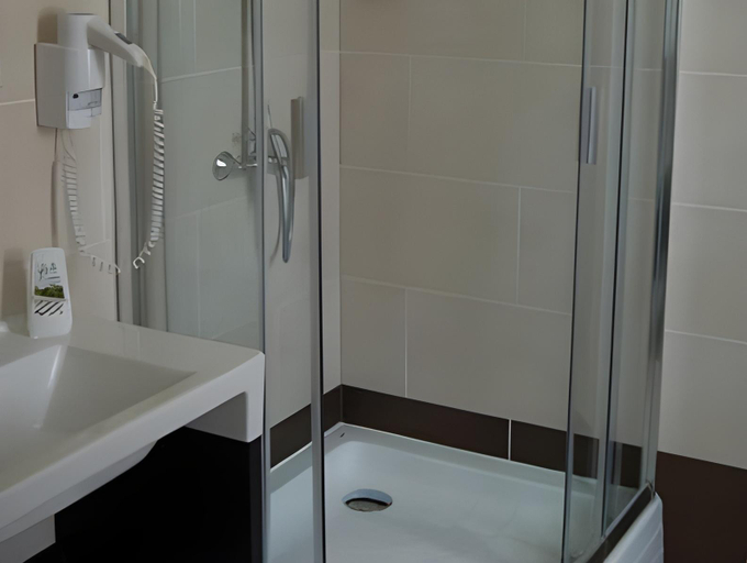 Bathroom 4, Armonia By Aristocratis, Targu Neamt