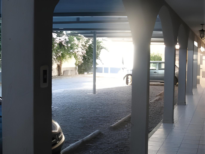 Others 2, Tunkelen Apart Hotel, Capital