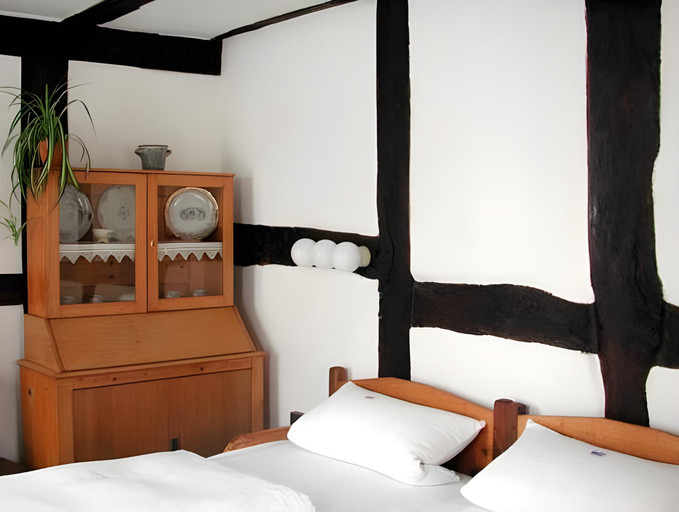 Bedroom 2, Romantik Hotel Alte Vogtei, Altenkirchen (Westerwald)
