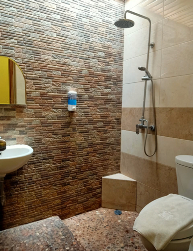 Bedroom 4, Helena Guest House Malang, Malang