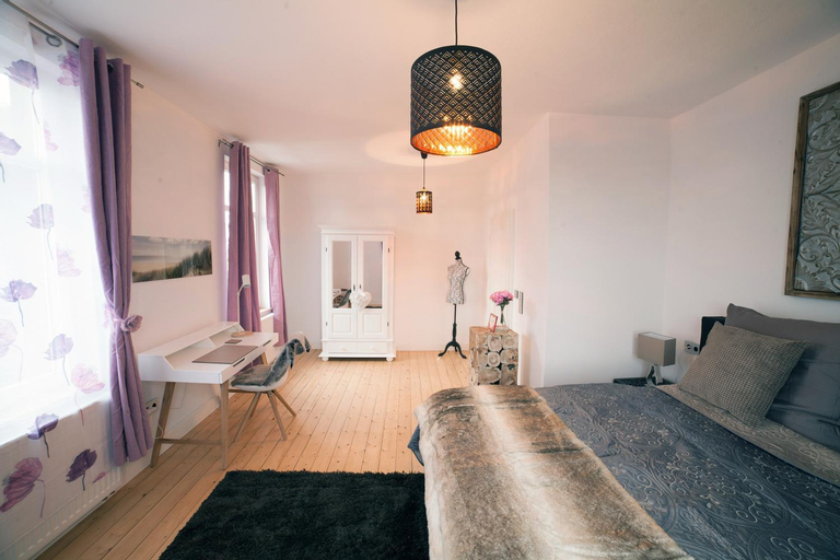 Bedroom 12