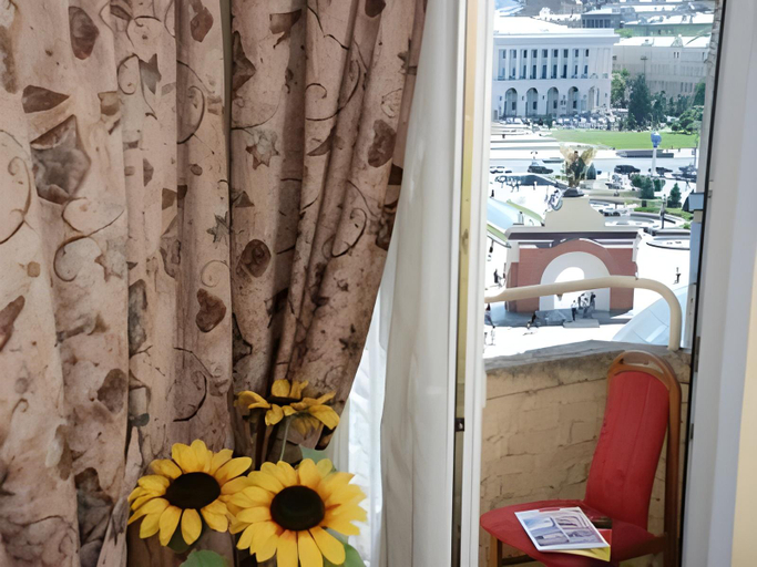 Others 4, Kozatskiy Hotel, Shevchenkivs'kyi