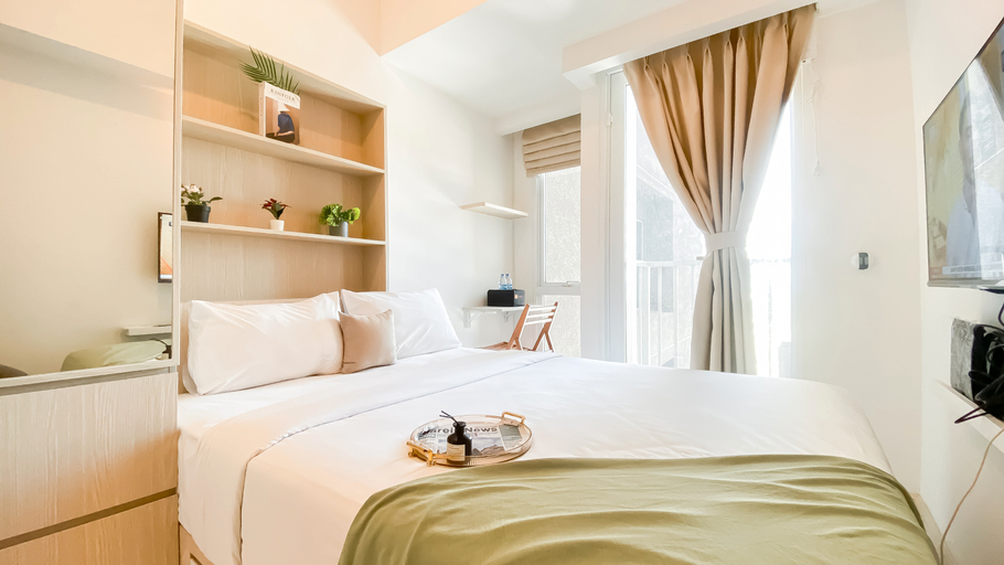Cozy Living and Homey Studio at Apartment Tokyo Riverside PIK 2 By Travelio, Tangerang
