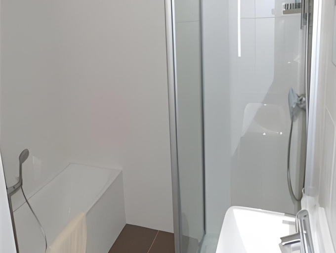 Bathroom 5, Well'in Hotel, Luxembourg
