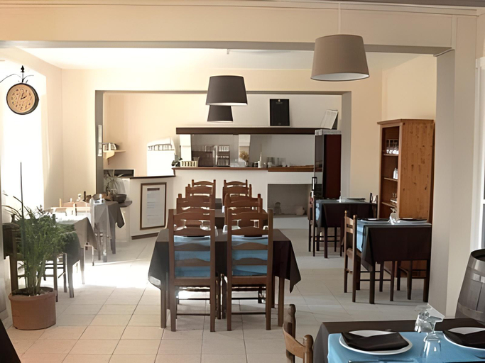 Food & Drinks 5, Hotel O Fil de L'o, Aude